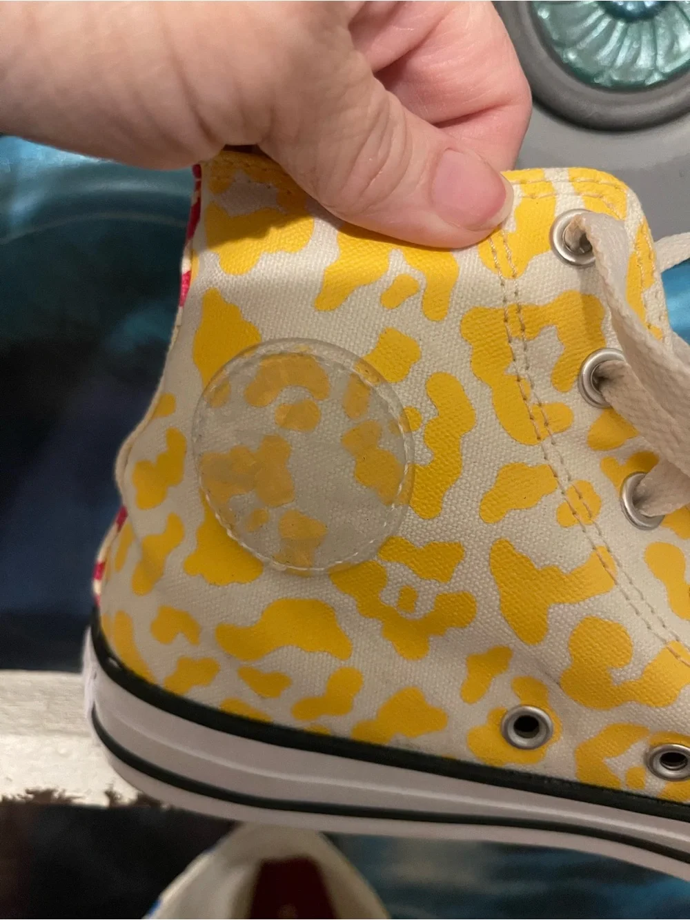 Converse bold kid